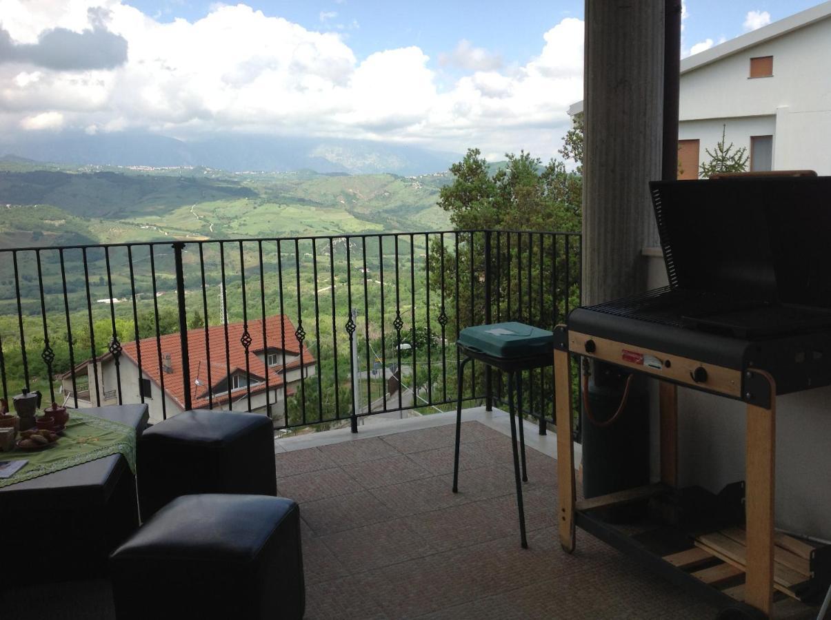 B&B "Za' Vittoria"#Lagodibomba Exterior foto